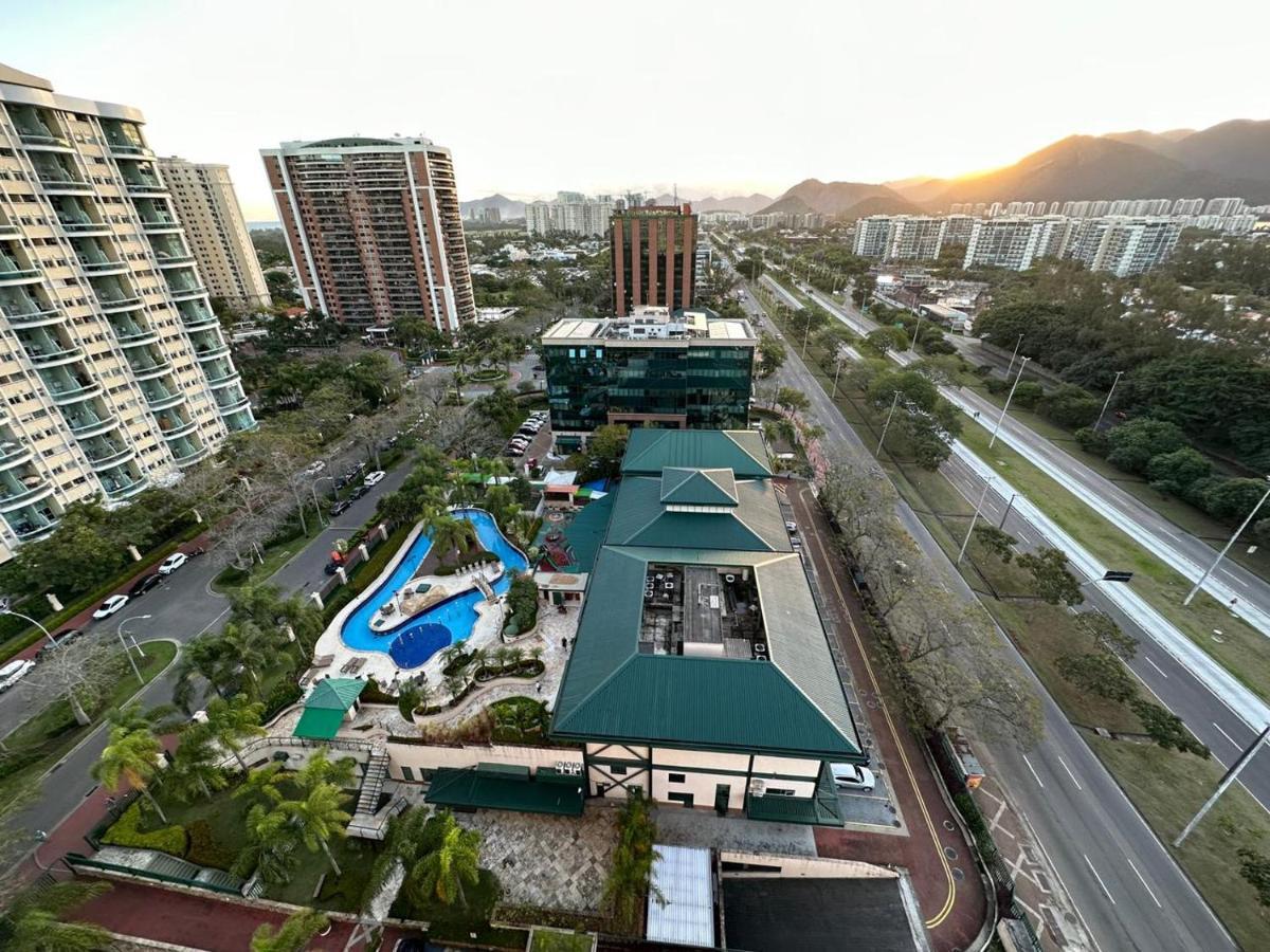Flat Com Vista Panoramica -15- Na Barra Da Tijuca - Estacionamento Gratuito - Frigobar - Ar Condicionado - Piscina - Academia - Balsa Para Praia Gratis - Varanda - Vista Parcial Mar E Lagoa リオデジャネイロ エクステリア 写真