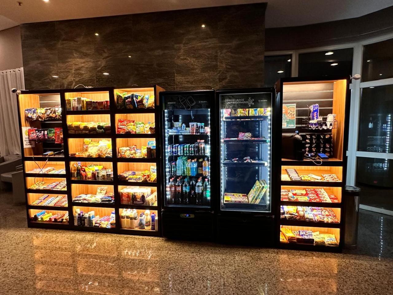Flat Com Vista Panoramica -15- Na Barra Da Tijuca - Estacionamento Gratuito - Frigobar - Ar Condicionado - Piscina - Academia - Balsa Para Praia Gratis - Varanda - Vista Parcial Mar E Lagoa リオデジャネイロ エクステリア 写真